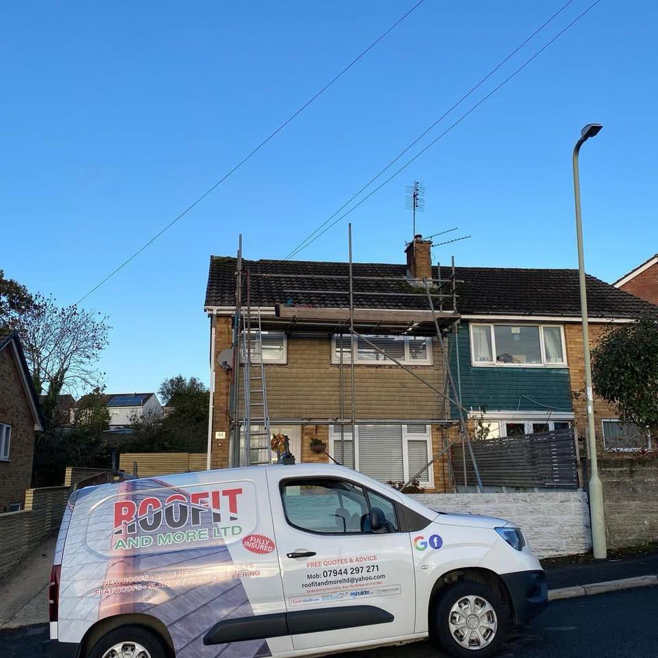 Roof It & More van